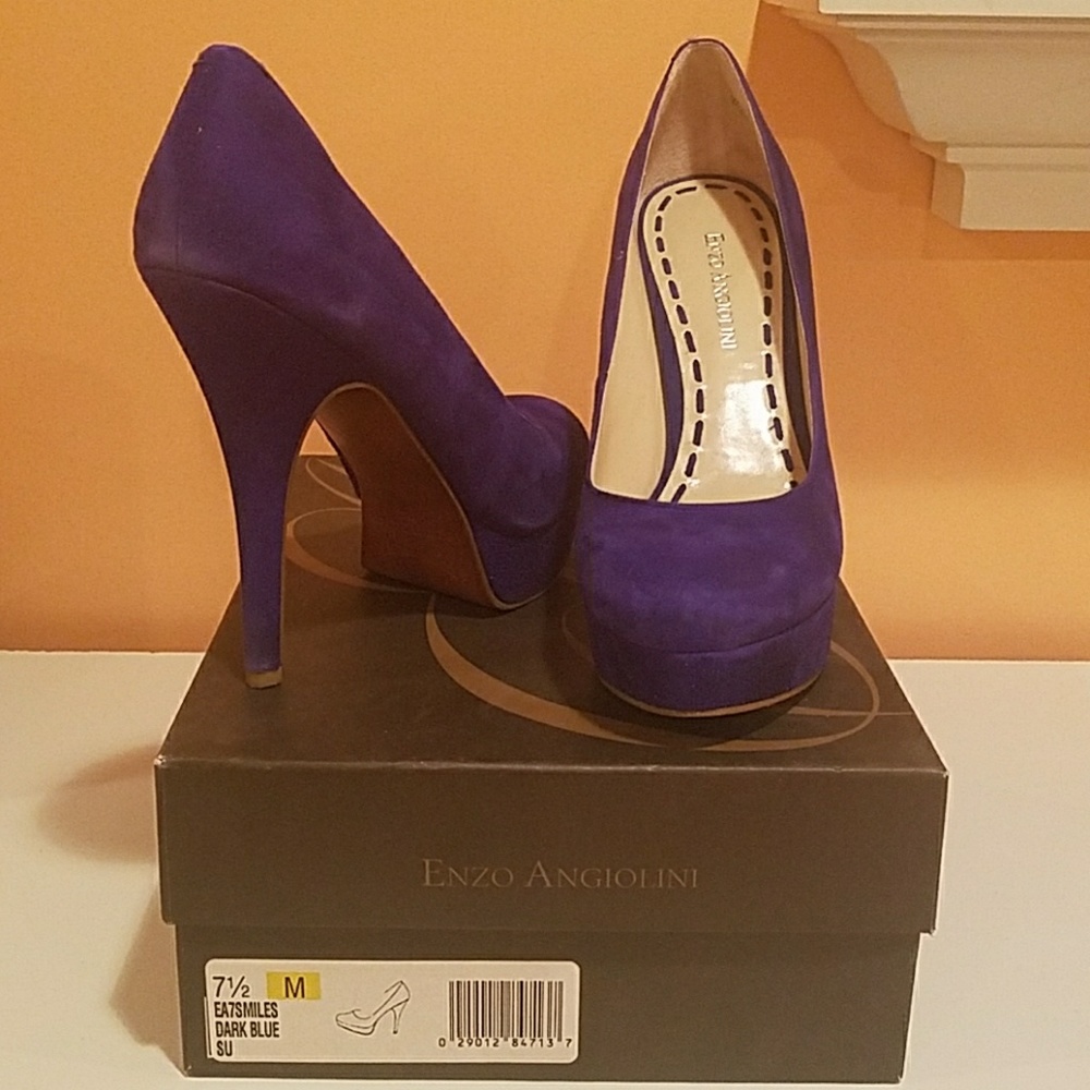 Enzo Angiolini blue suede heels